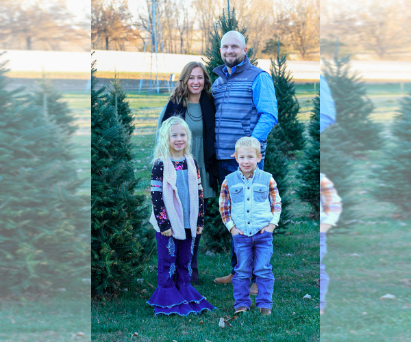 Medium Photo #1  Breeder Profile in BLUE MOUND, IL, USA