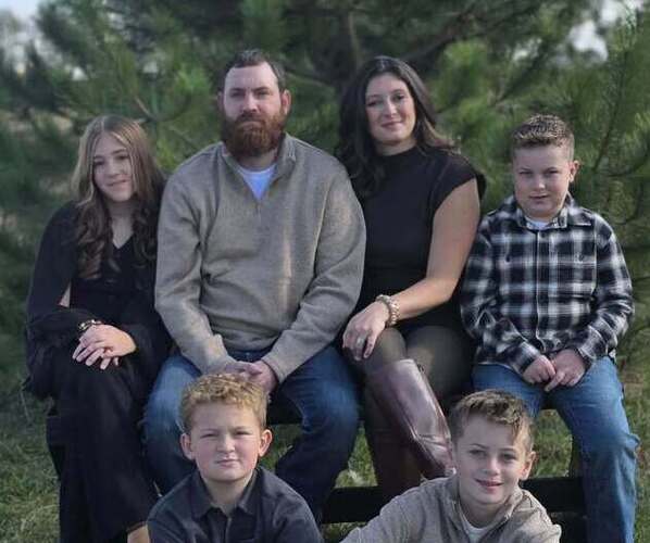 Medium Photo #1  Breeder Profile in ROSEDALE, IN, USA