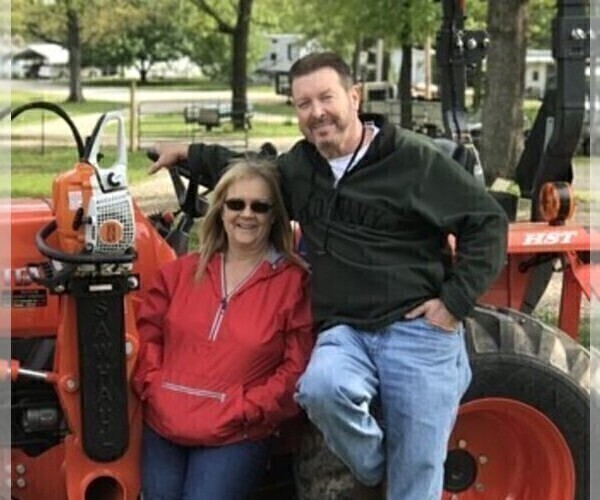 Medium Photo #1  Breeder Profile in WAYNESVILLE, MO, USA